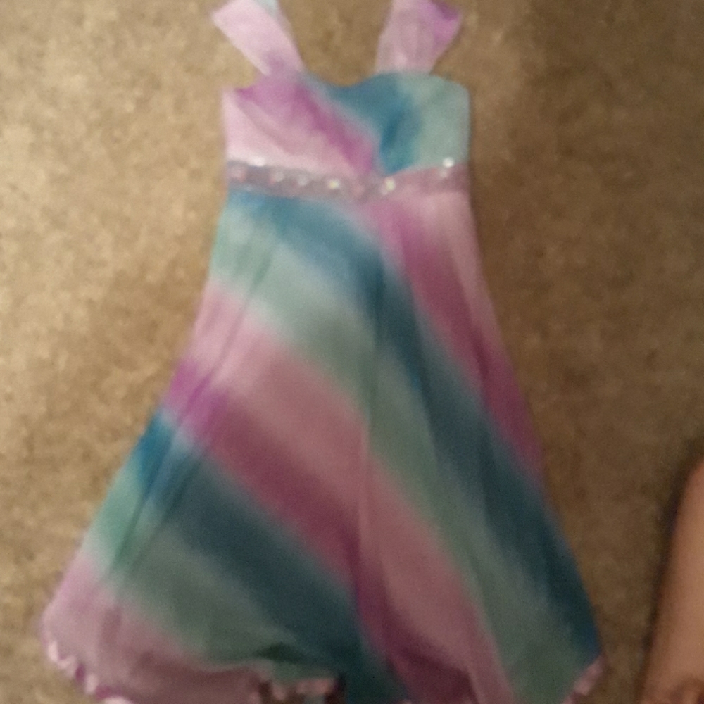 Girls dress